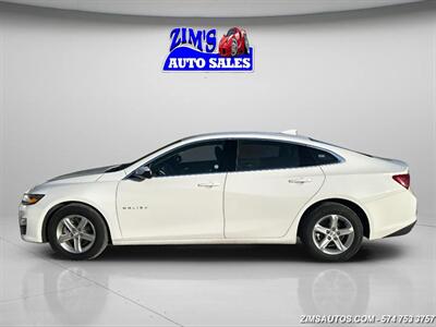 2023 Chevrolet Malibu LT   - Photo 4 - Logansport, IN 46947