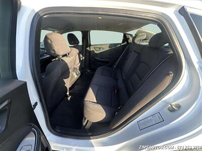 2023 Chevrolet Malibu LT   - Photo 26 - Logansport, IN 46947