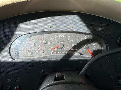 2001 Ford F-550   - Photo 14 - Logansport, IN 46947