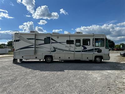 2001 Ford F-550   - Photo 7 - Logansport, IN 46947