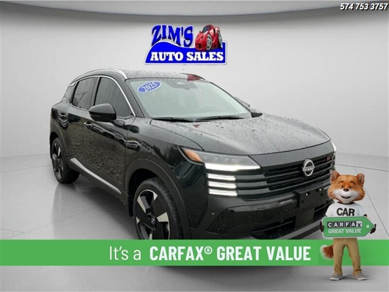 2025 Nissan Kicks SR  