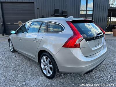 2017 Volvo V60 T5 Premier   - Photo 6 - Logansport, IN 46947