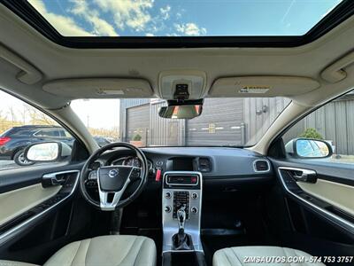 2017 Volvo V60 T5 Premier   - Photo 4 - Logansport, IN 46947