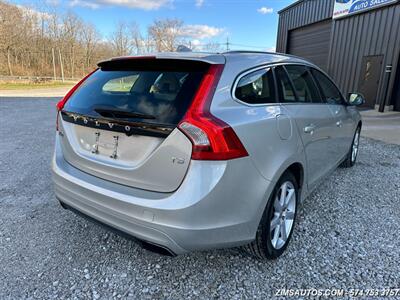 2017 Volvo V60 T5 Premier   - Photo 9 - Logansport, IN 46947