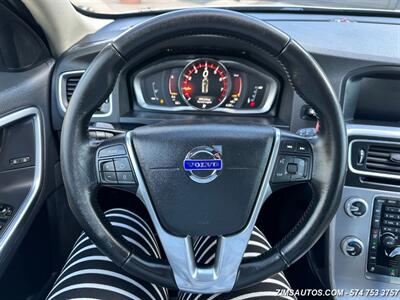 2017 Volvo V60 T5 Premier   - Photo 23 - Logansport, IN 46947