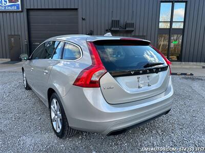 2017 Volvo V60 T5 Premier   - Photo 7 - Logansport, IN 46947