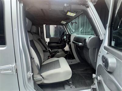 2008 Jeep Wrangler Unlimited X   - Photo 28 - Pembroke Park, FL 33009