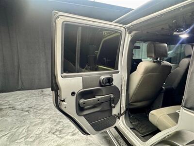2008 Jeep Wrangler Unlimited X   - Photo 40 - Pembroke Park, FL 33009