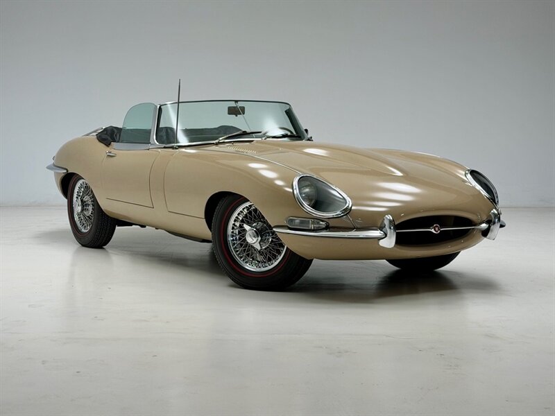 1967 Jaguar E-Type   - Photo 1 - Hollywood, FL 33020