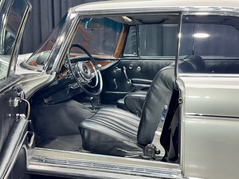 1963 Mercedes-Benz 220SE COUPE  