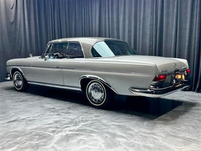 1963 Mercedes-Benz 220SE COUPE - Photo 9 - Pembroke Park, FL 33009