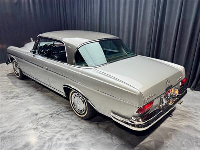 1963 Mercedes-Benz 220SE COUPE - Photo 11 - Pembroke Park, FL 33009