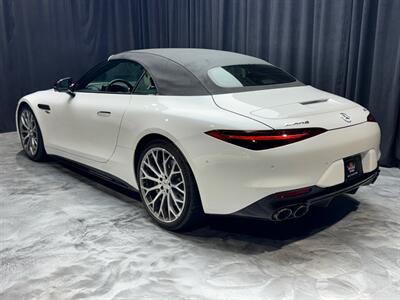 2025 Mercedes-Benz AMG SL 43   - Photo 7 - Pembroke Park, FL 33009