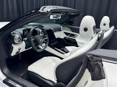 2025 Mercedes-Benz AMG SL 43   - Photo 2 - Pembroke Park, FL 33009