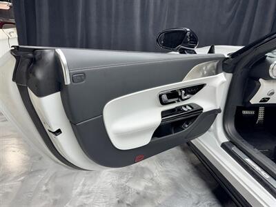2025 Mercedes-Benz AMG SL 43   - Photo 12 - Pembroke Park, FL 33009