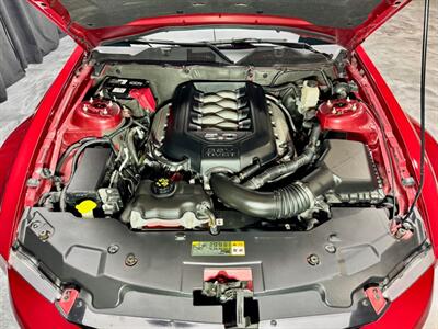 2012 Ford Mustang GT   - Photo 4 - Pembroke Park, FL 33009