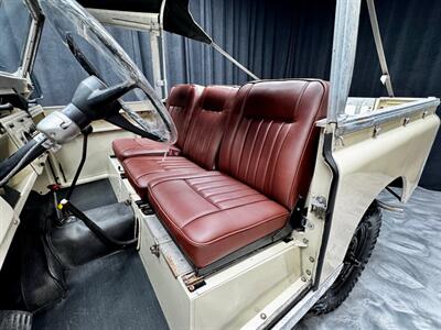 1972 Land Rover 88IIA - Photo 2 - Pembroke Park, FL 33009