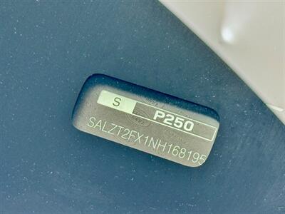 2022 Land Rover Range Rover Evoque P250 R-Dynamic S   - Photo 31 - Pembroke Park, FL 33009