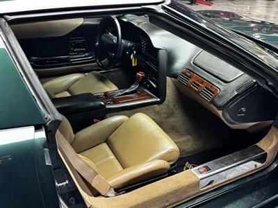 1996 Chevrolet Corvette   - Photo 8 - Pembroke Park, FL 33009