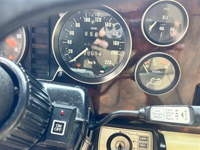 1975 PANTHER DE VILLE   - Photo 9 - Pembroke Park, FL 33009