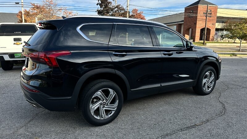 2023 Hyundai SANTA FE SEL   - Photo 9 - Lafayette, IN 47904