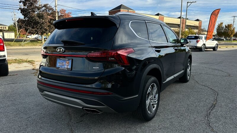 2023 Hyundai SANTA FE SEL   - Photo 8 - Lafayette, IN 47904