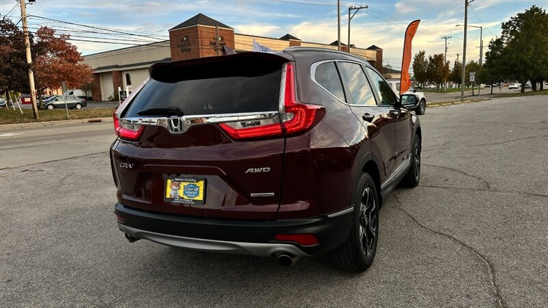 2019 Honda CR-V Touring   - Photo 8 - Lafayette, IN 47904