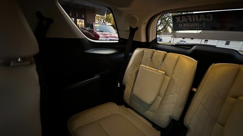 2017 Ford Explorer Platinum   - Photo 54 - Lafayette, IN 47904