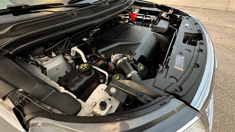 2017 Ford Explorer Platinum   - Photo 20 - Lafayette, IN 47904