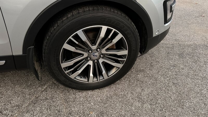 2017 Ford Explorer Platinum   - Photo 17 - Lafayette, IN 47904