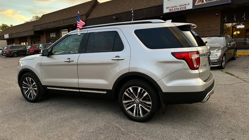 2017 Ford Explorer Platinum   - Photo 5 - Lafayette, IN 47904