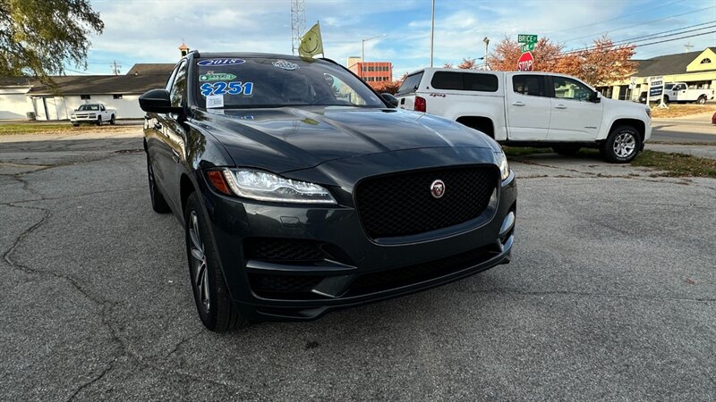 2018 Jaguar F-PACE 25t Prestige   - Photo 13 - Lafayette, IN 47904