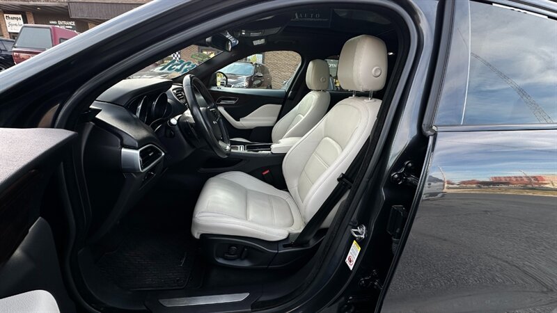 2018 Jaguar F-PACE 25t Prestige   - Photo 28 - Lafayette, IN 47904