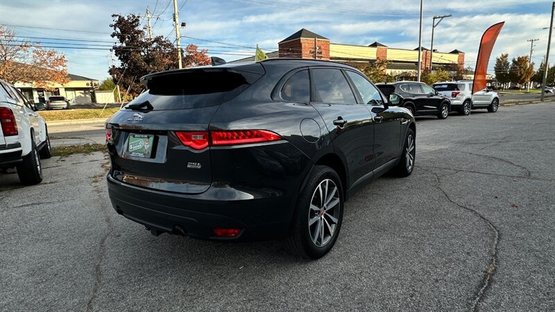 2018 Jaguar F-PACE 25t Prestige   - Photo 9 - Lafayette, IN 47904
