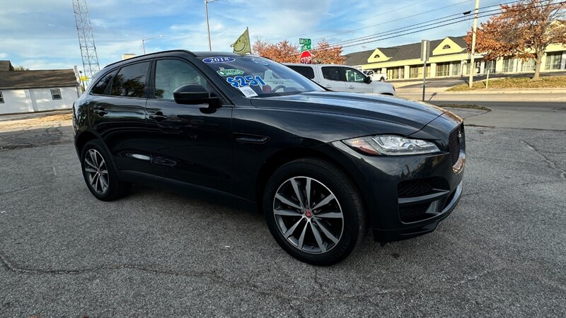 2018 Jaguar F-PACE 25t Prestige   - Photo 12 - Lafayette, IN 47904