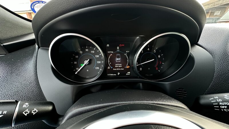 2018 Jaguar F-PACE 25t Prestige   - Photo 38 - Lafayette, IN 47904