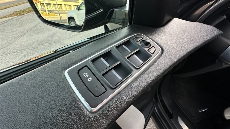 2018 Jaguar F-PACE 25t Prestige   - Photo 25 - Lafayette, IN 47904