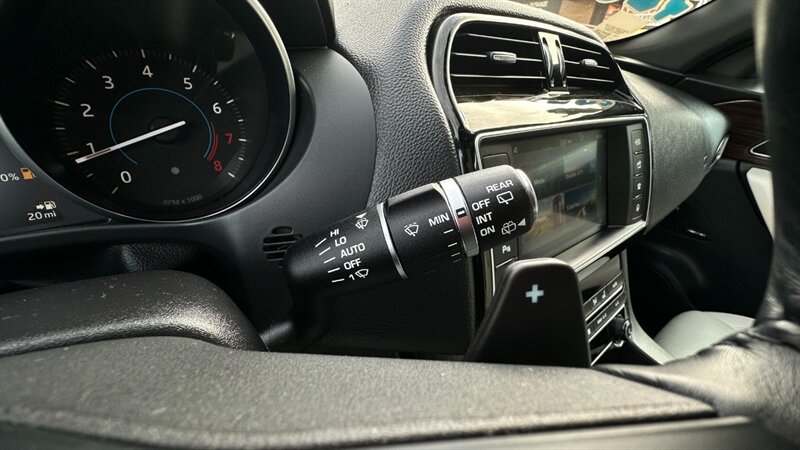 2018 Jaguar F-PACE 25t Prestige   - Photo 37 - Lafayette, IN 47904