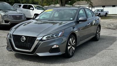 2022 Nissan Altima 2.5 SV Sedan