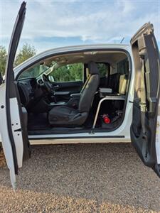 2020 Chevrolet Colorado LT   - Photo 9 - Flagler, CO 80815