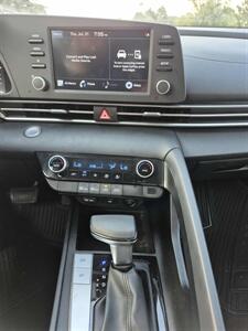 2021 Hyundai Elantra SEL   - Photo 12 - Flagler, CO 80815