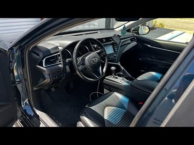 2018 Toyota Camry SE   - Photo 2 - Parker, AZ 85344