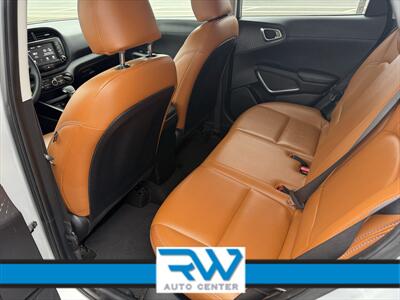 2020 Kia Soul S - Photo 5 - Ukiah, CA 95482