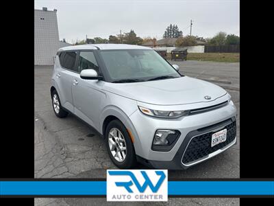 2020 Kia Soul S - Photo 1 - Ukiah, CA 95482