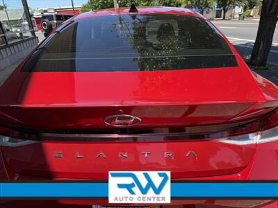 2021 Hyundai ELANTRA SEL   - Photo 13 - Ukiah, CA 95482