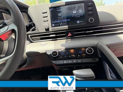2021 Hyundai ELANTRA SEL   - Photo 8 - Ukiah, CA 95482