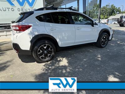 2018 Subaru Crosstrek 2.0i Premium   - Photo 2 - Ukiah, CA 95482