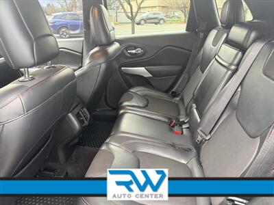 2017 Jeep Cherokee Trailhawk - Photo 6 - Ukiah, CA 95482