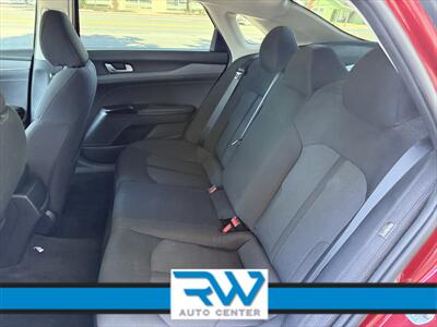 2021 Kia K5 LX   - Photo 11 - Ukiah, CA 95482