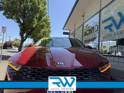 2021 Kia K5 LX   - Photo 2 - Ukiah, CA 95482